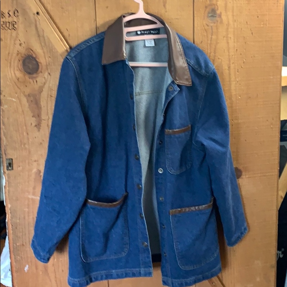 Jean jacket with leather details